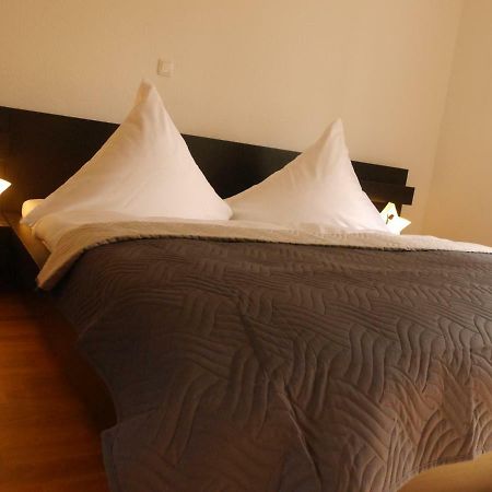 Moblierte Wohnung In Kupferdreh Essen Bagian luar foto